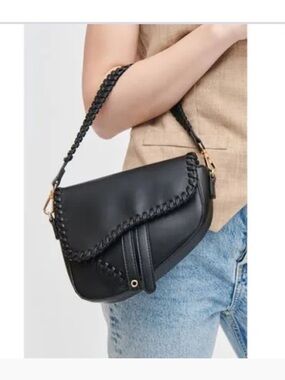 Black Saddle Bag